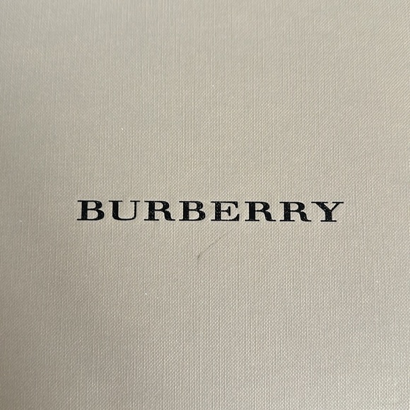 Burberry Heels Size 38 (7.5) - Picture 4 of 5